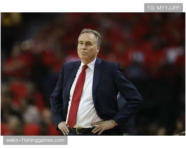 特写：莫德里奇替补登场策动制胜球，37岁老将赛后获全场掌声。